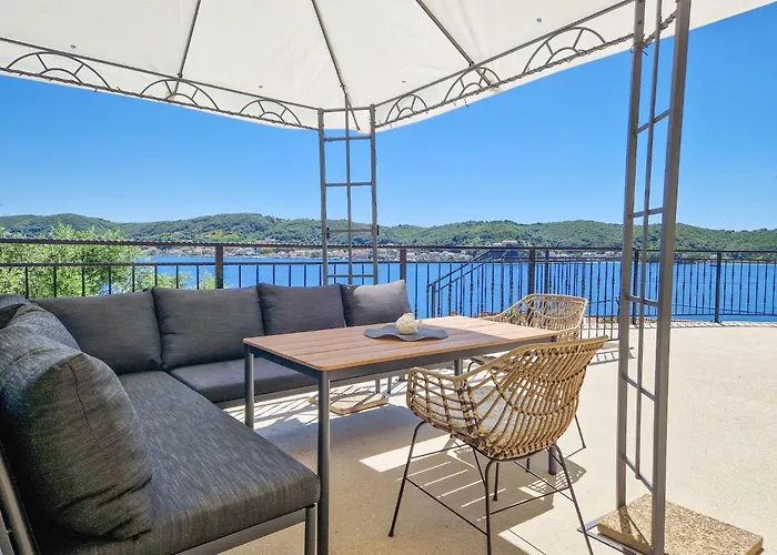 Cipcic-1 By Interhome Appartement Supetarska Draga